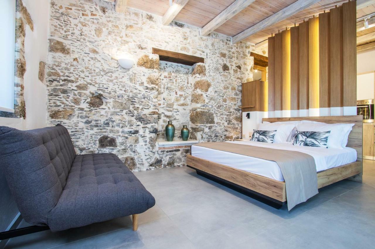 Stairs Homes & Suites Kamaria  外观 照片