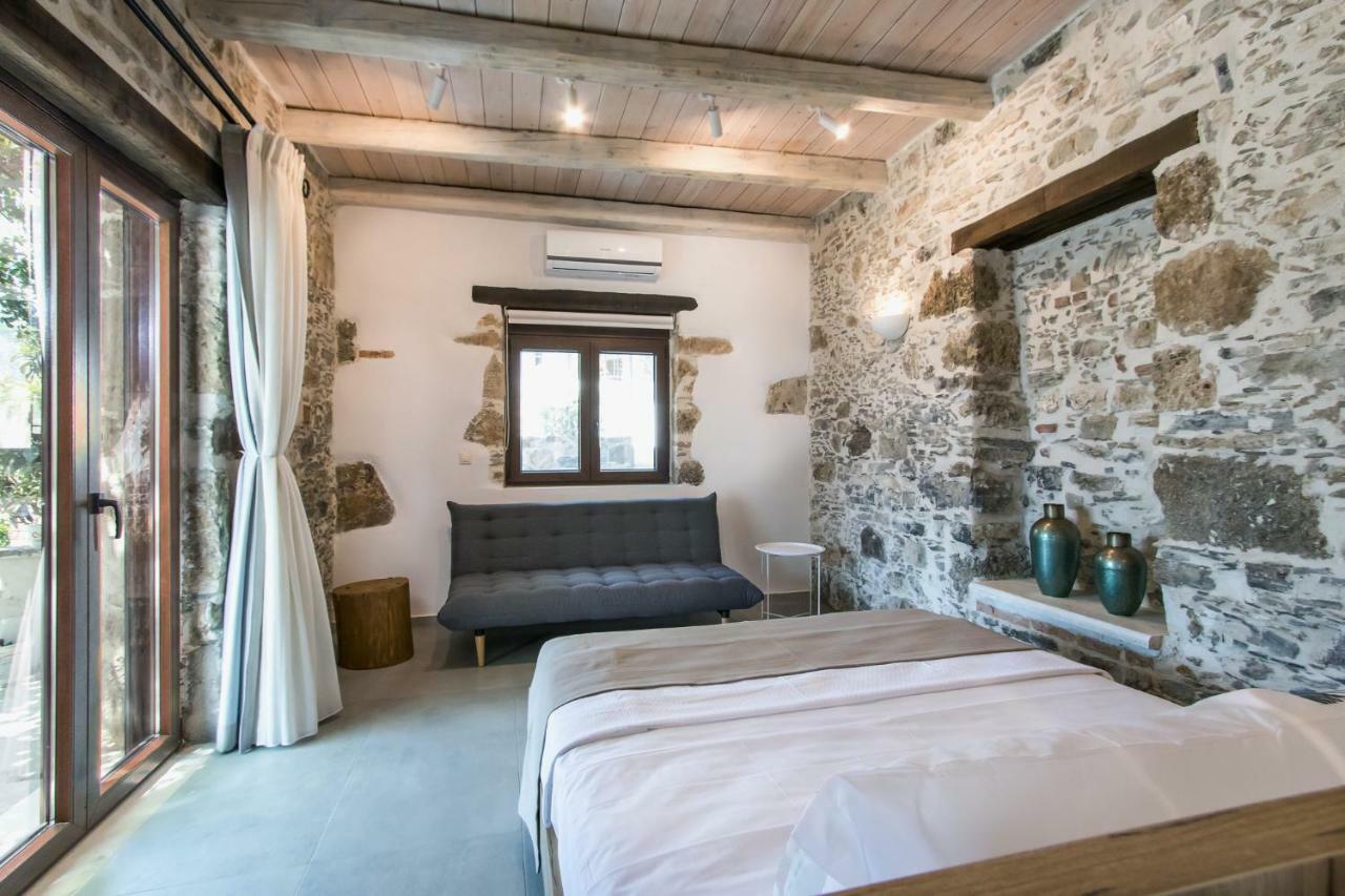 Stairs Homes & Suites Kamaria  外观 照片